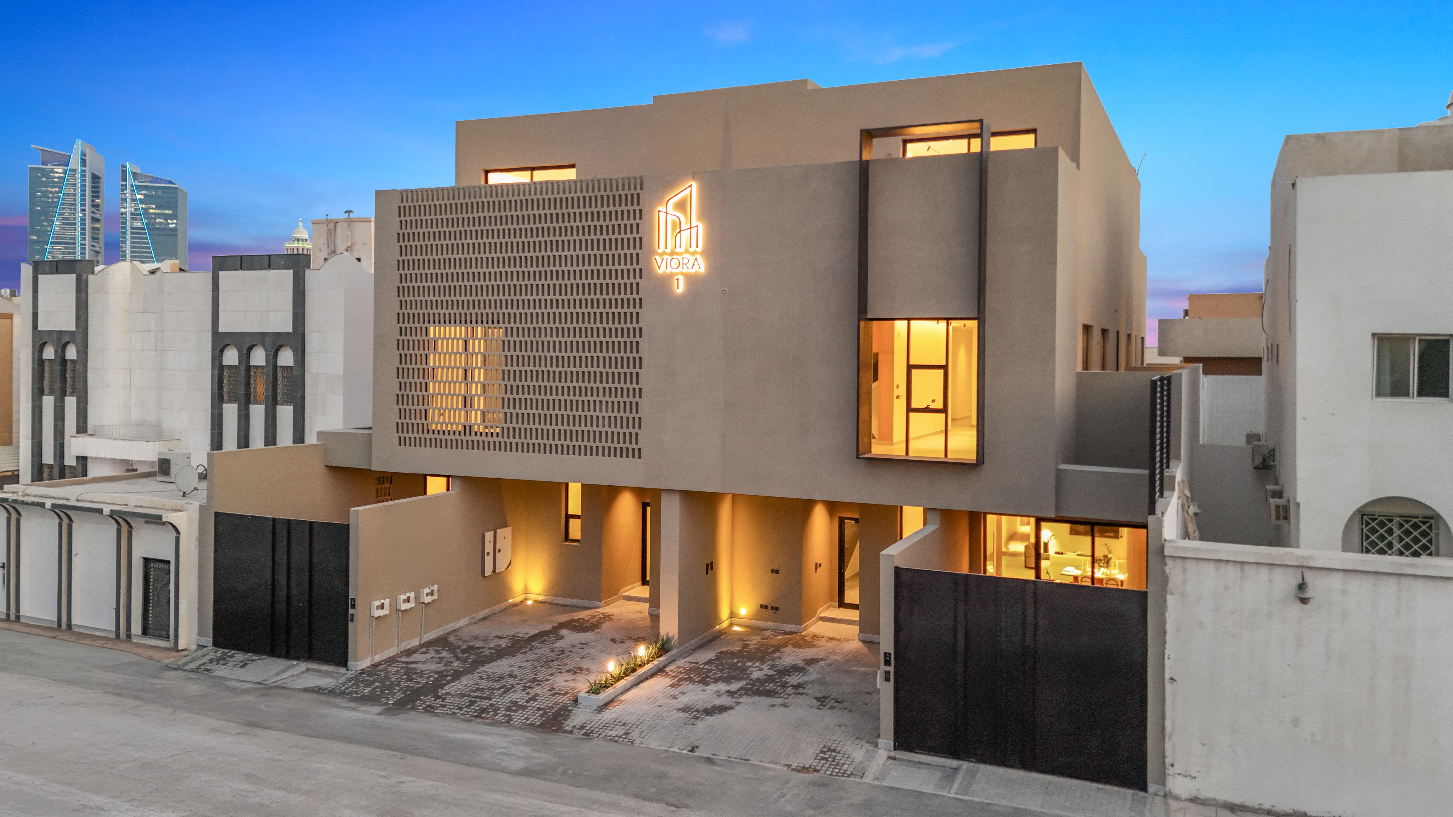 ادوار - فيورا